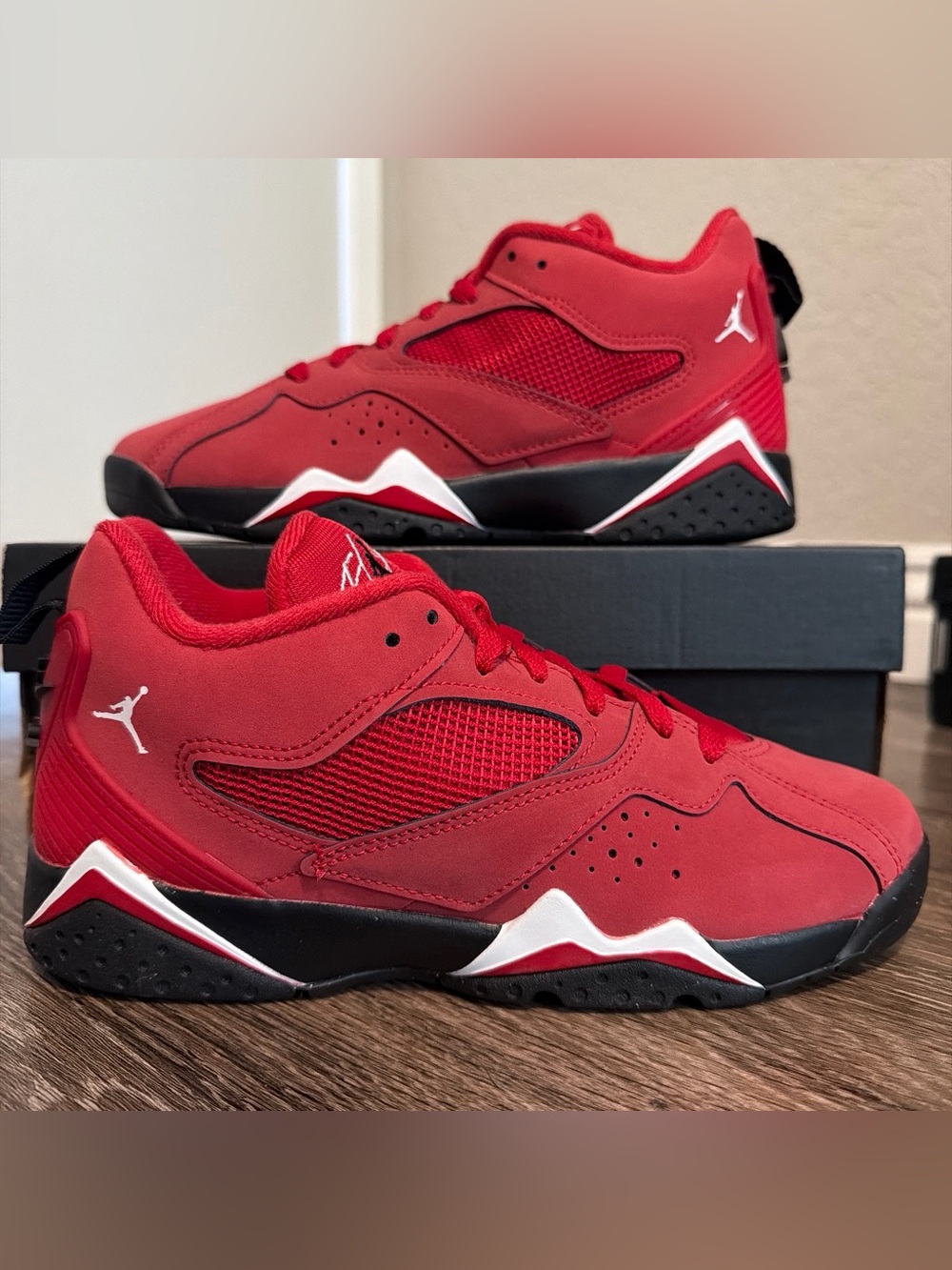 Nike Air Jordan MVP - Red, Black & White size 5.5 (women’s 7)